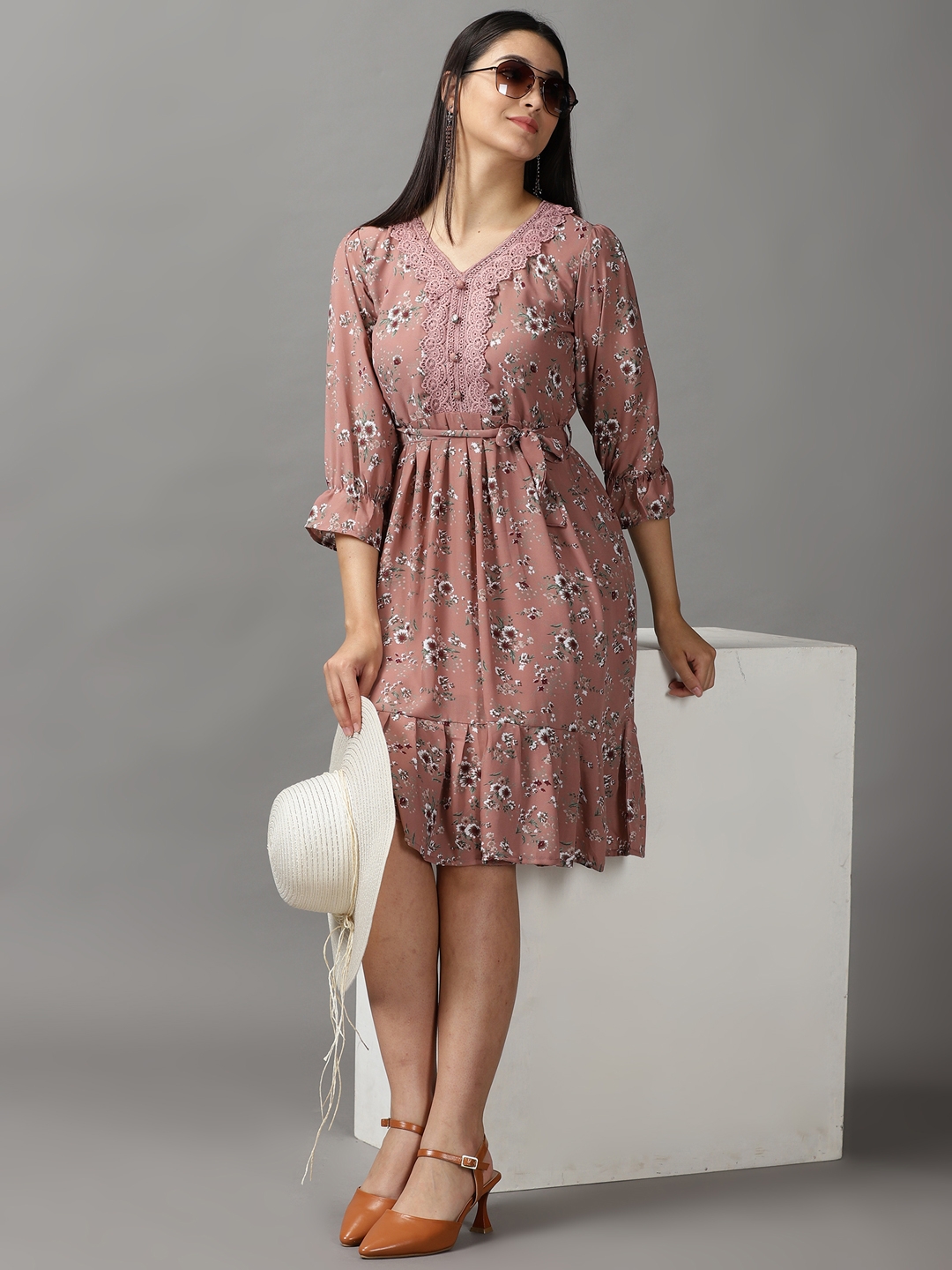 Showoff | SHOWOFF Women Mauve Printed Round Neck Short Sleeves Knee length Fit and Flare Dress 4