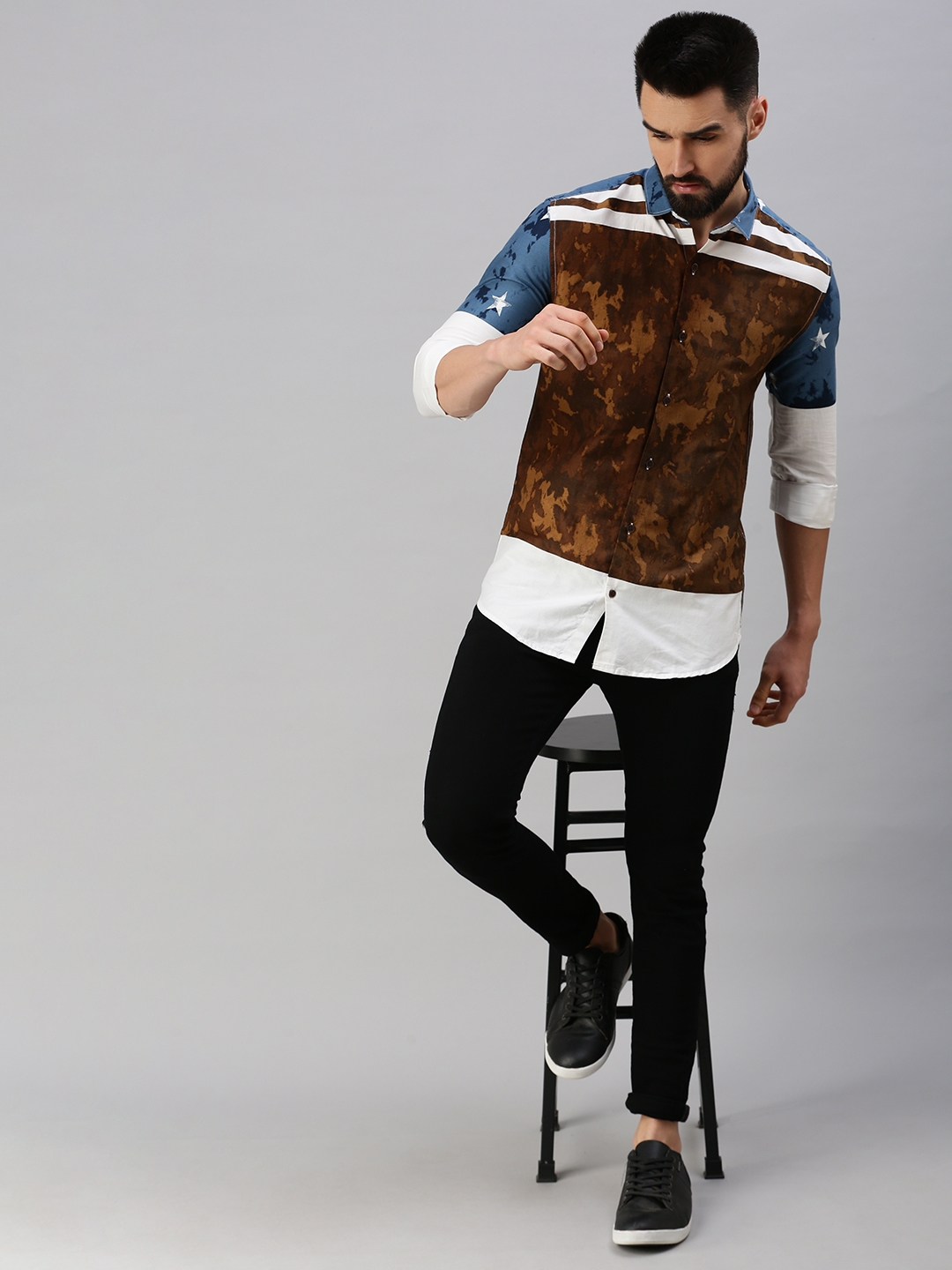 Showoff | SHOWOFF Men Olive Printed Spread Collar Full Sleeves Casual Shirt 4