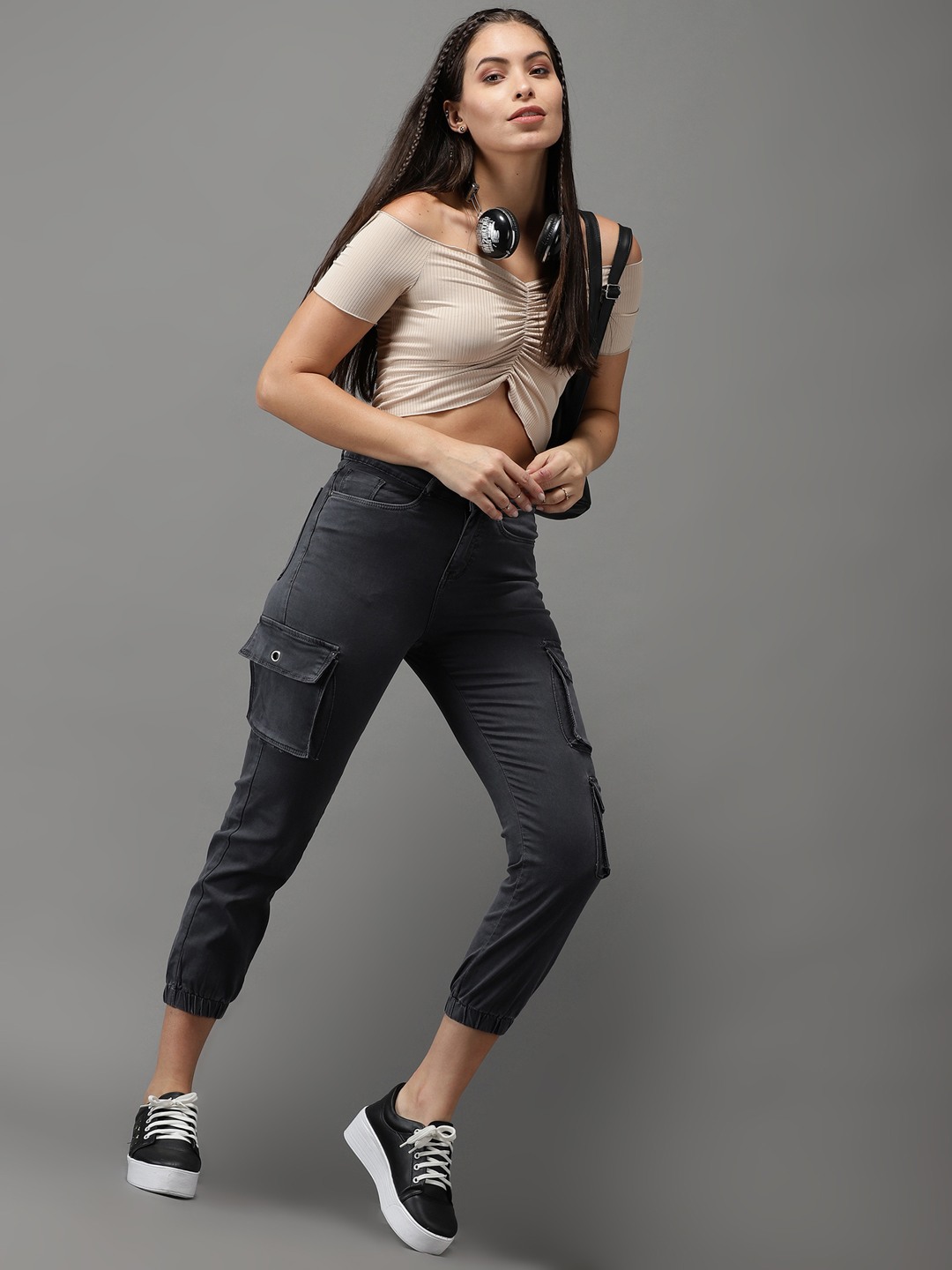 SHOWOFF Women's High-Rise Grey Clean Look Jeans
