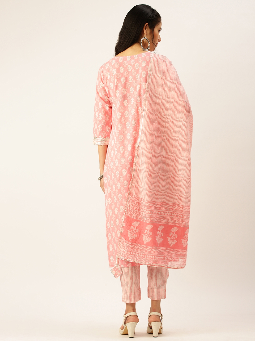 Showoff | SHOWOFF Women Pink Printed Round Neck Three-Quarter Sleeves Mid Length Straight Kurta Set 4