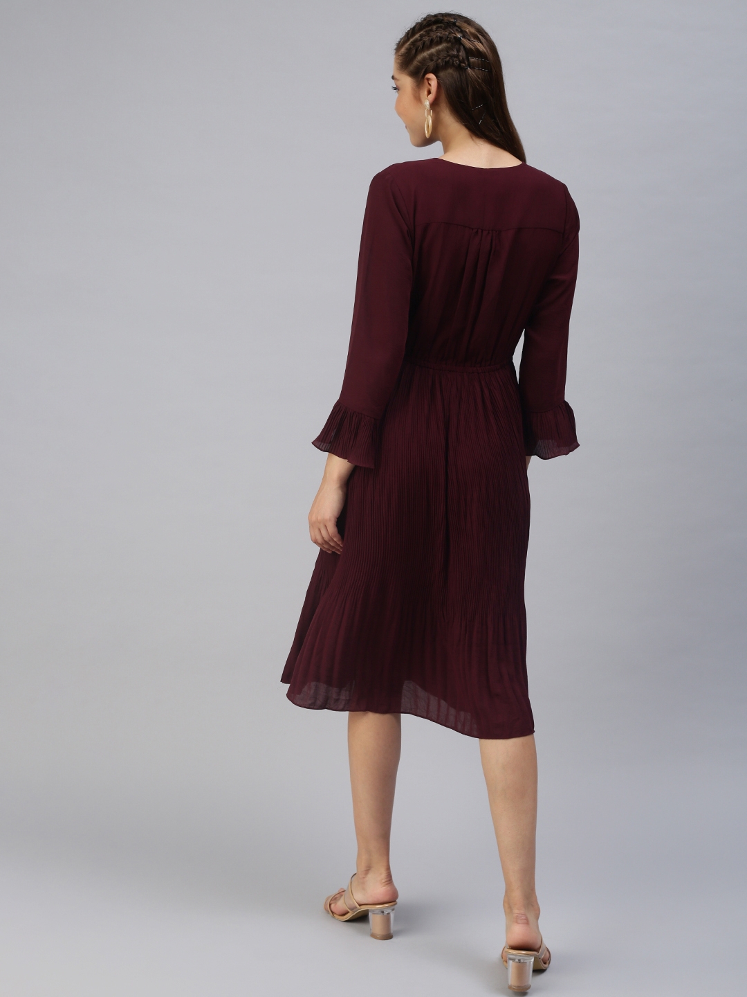 Showoff | SHOWOFF Women Burgundy Solid V Neck Three-Quarter Sleeves Midi Fit and Flare Dress 3