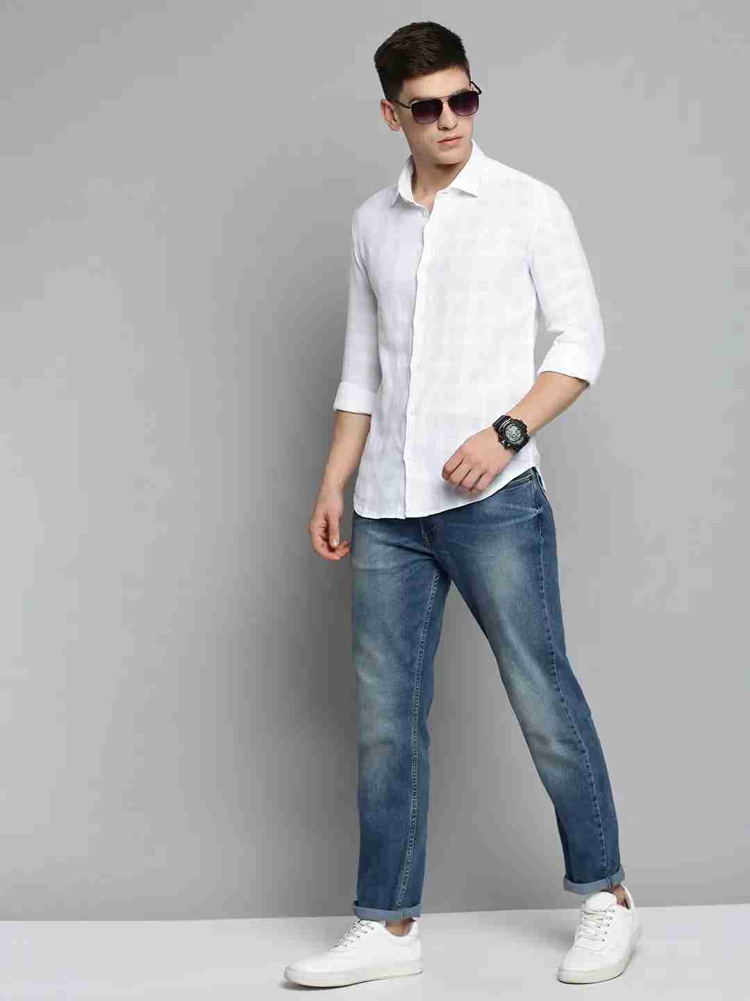 SHOWOFF Men White Solid Spread Collar Full Sleeves Casual Shirt