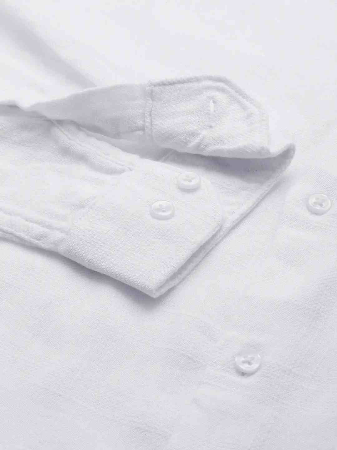 SHOWOFF Men White Solid Spread Collar Full Sleeves Casual Shirt