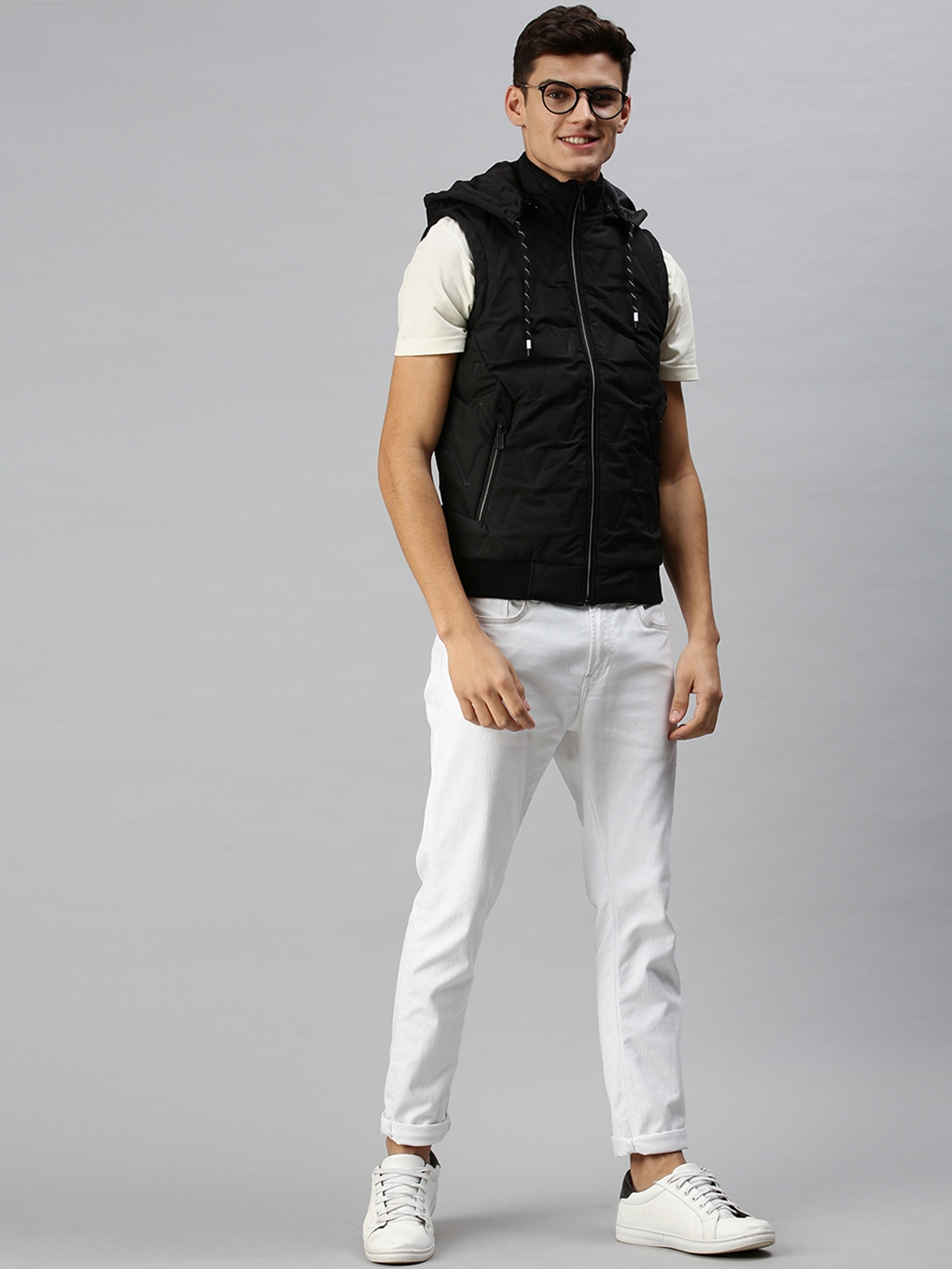 Showoff | SHOWOFF Men Black Solid Hooded Short Sleeves Slim Fit Mid Length Jacket 4
