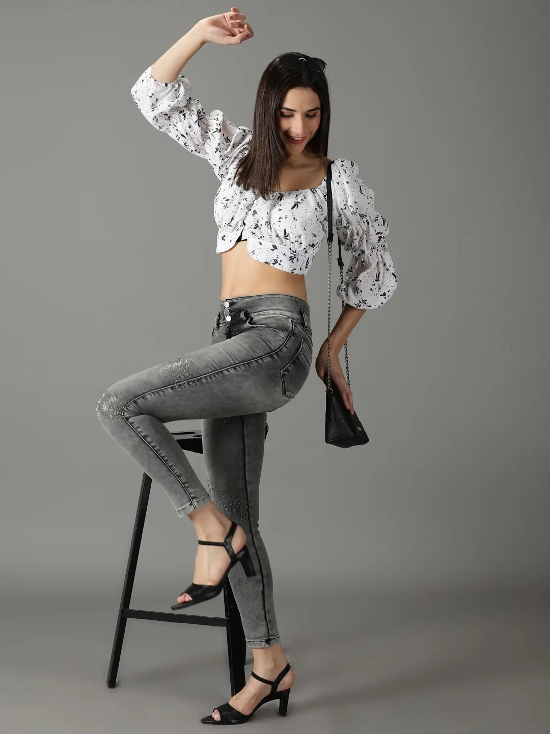 Showoff | SHOWOFF Women Grey Solid  Slim Fit Jeans 4