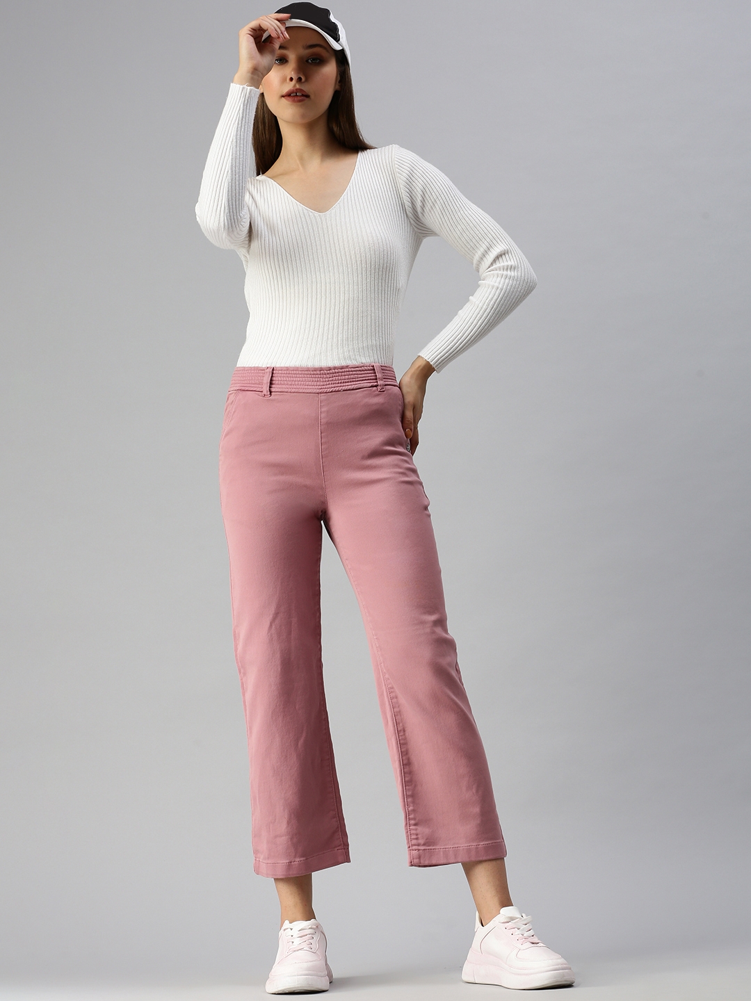 Showoff | SHOWOFF Women Peach Solid  Straight Fit Jeans 3