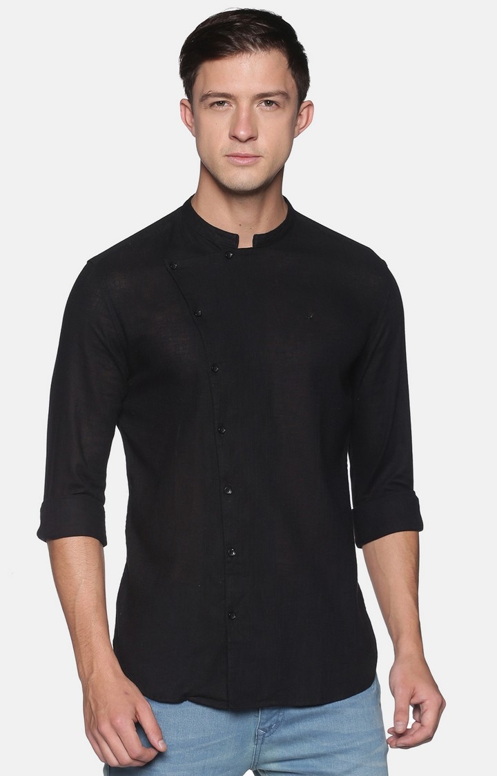 Showoff | SHOWOFF Men's Lenin Black Solid Slim Fit Shirt 0