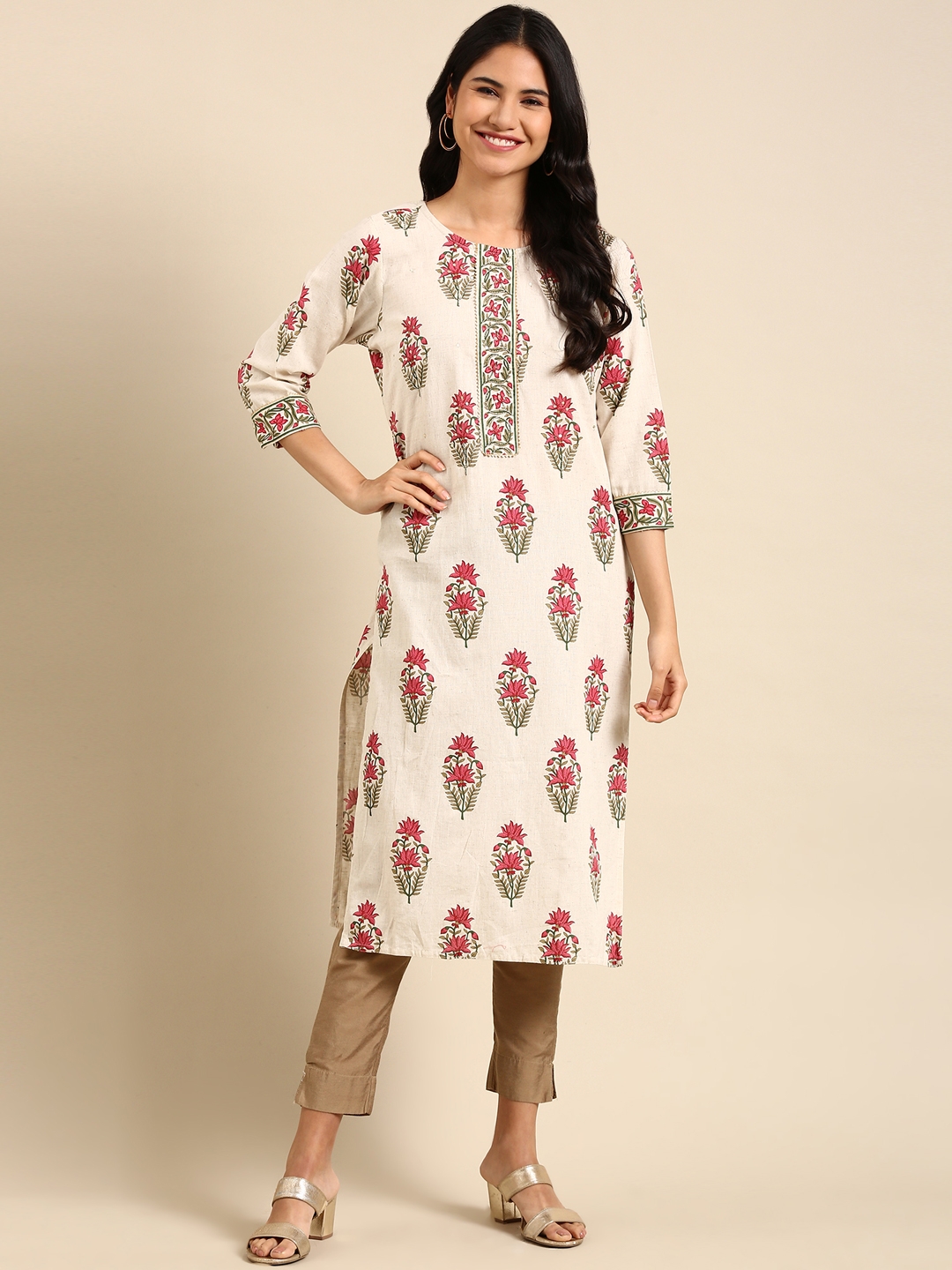 Showoff | SHOWOFF Women Off White Floral Round Neck Three-Quarter Sleeves Mid Length Straight Kurta 3