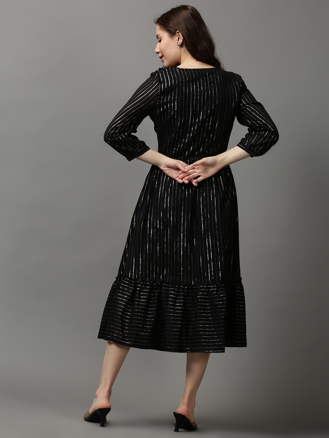 Showoff | SHOWOFF Women Black Striped V Neck Three-Quarter Sleeves Midi Empire Dress 3