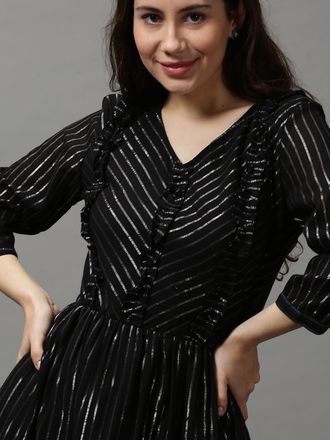 Showoff | SHOWOFF Women Black Striped V Neck Three-Quarter Sleeves Midi Empire Dress 5