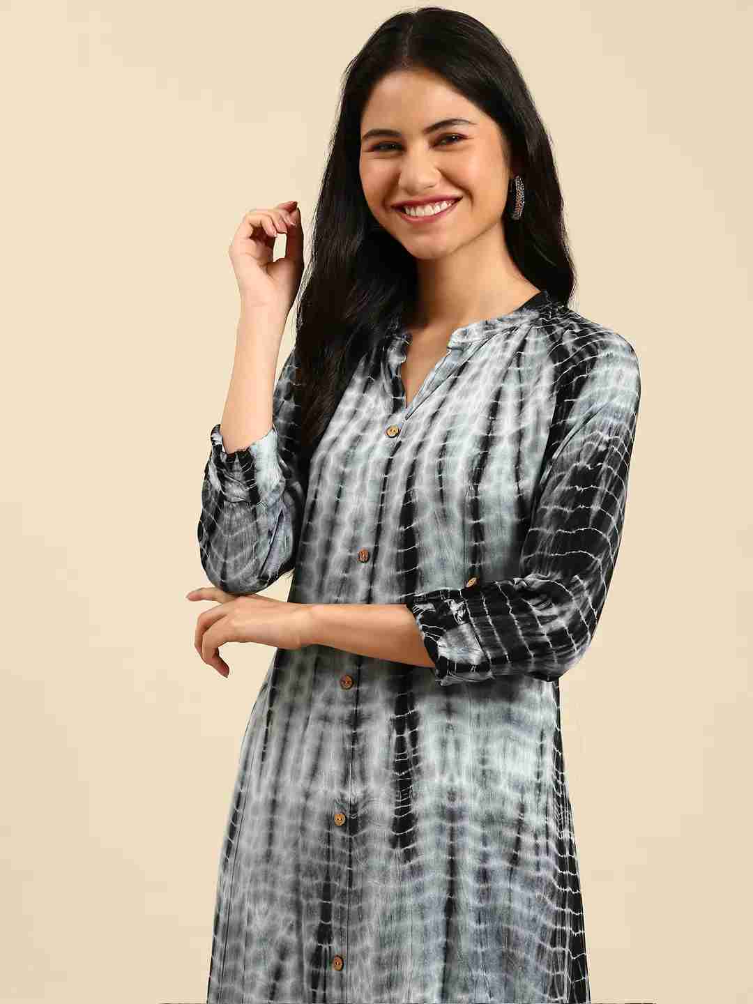 Showoff | SHOWOFF Women Grey Abstract Round Neck Three-Quarter Sleeves Mid Length Anarkali Kurta 0