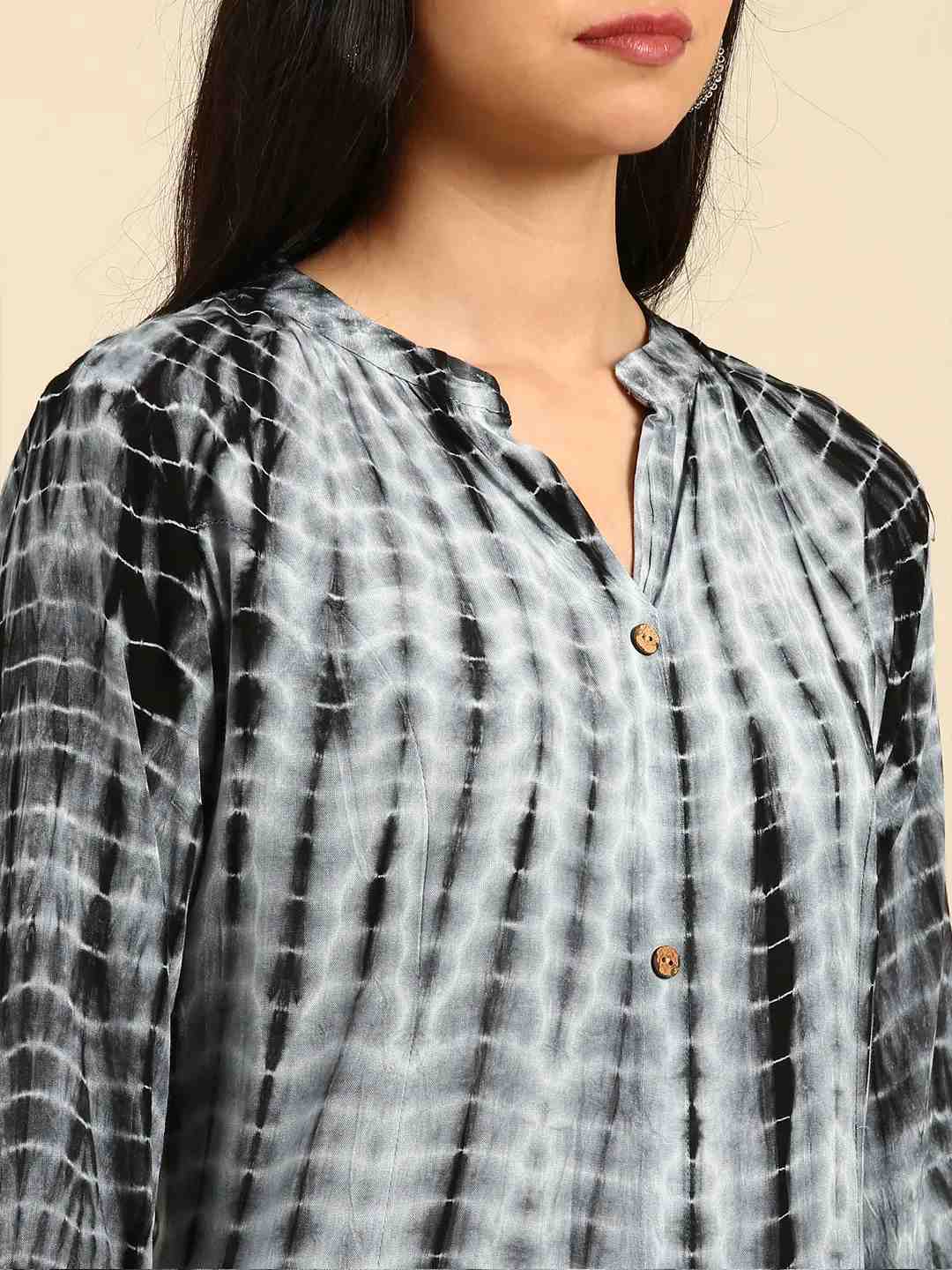 Showoff | SHOWOFF Women Grey Abstract Round Neck Three-Quarter Sleeves Mid Length Anarkali Kurta 6