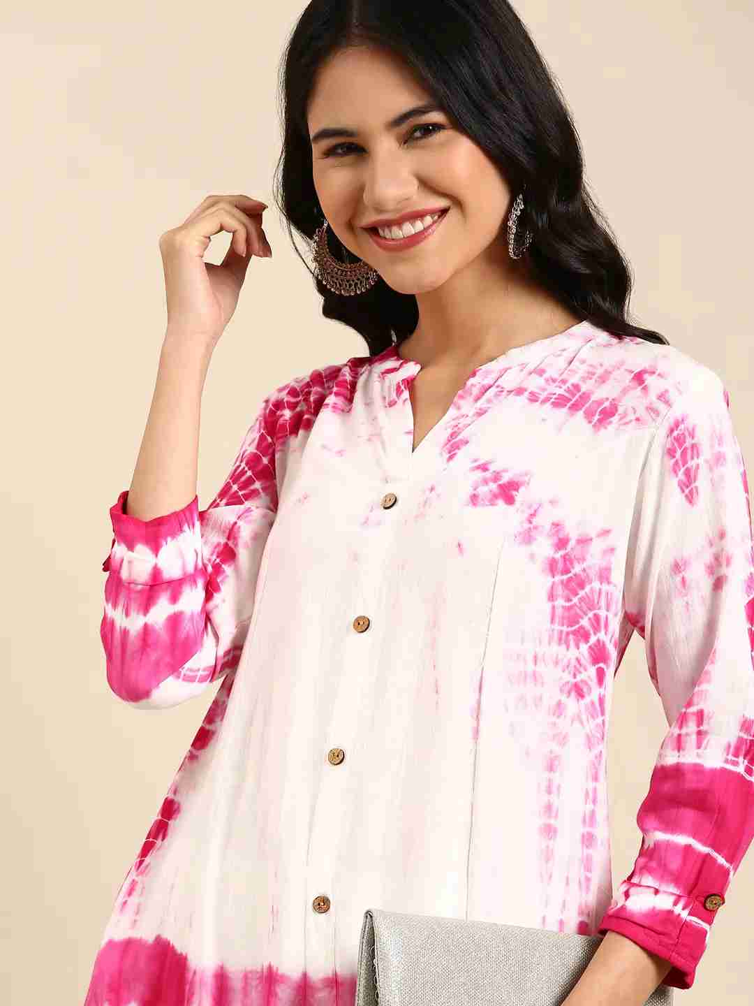 SHOWOFF Women White Abstract Round Neck Three-Quarter Sleeves Mid Length Anarkali Kurta