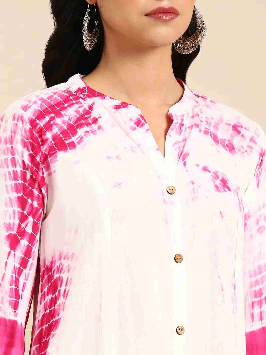 SHOWOFF Women White Abstract Round Neck Three-Quarter Sleeves Mid Length Anarkali Kurta