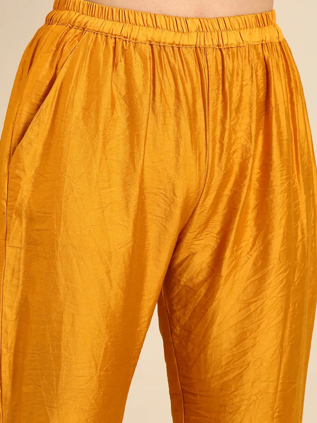 Showoff | SHOWOFF Women Yellow Dyed Scoop Neck Three-Quarter Sleeves Mid Length Straight Kurta Set 7