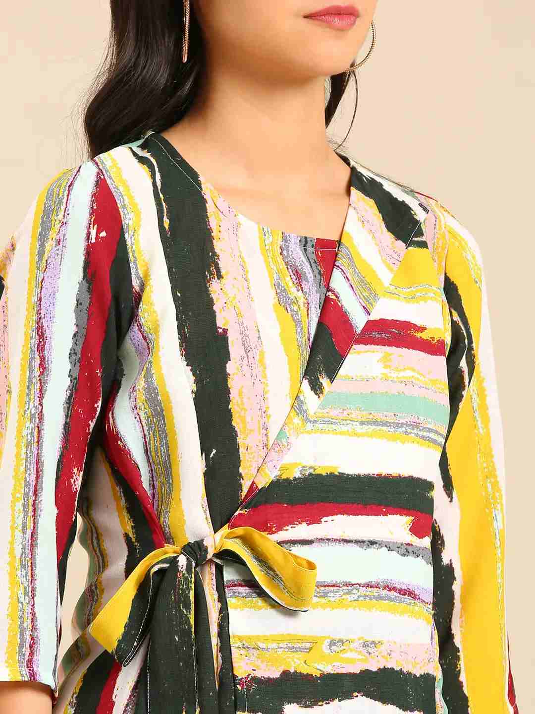 SHOWOFF Women Multi Striped  Scoop Neck Three-Quarter Sleeves Above Knee A-Line Kurta Set