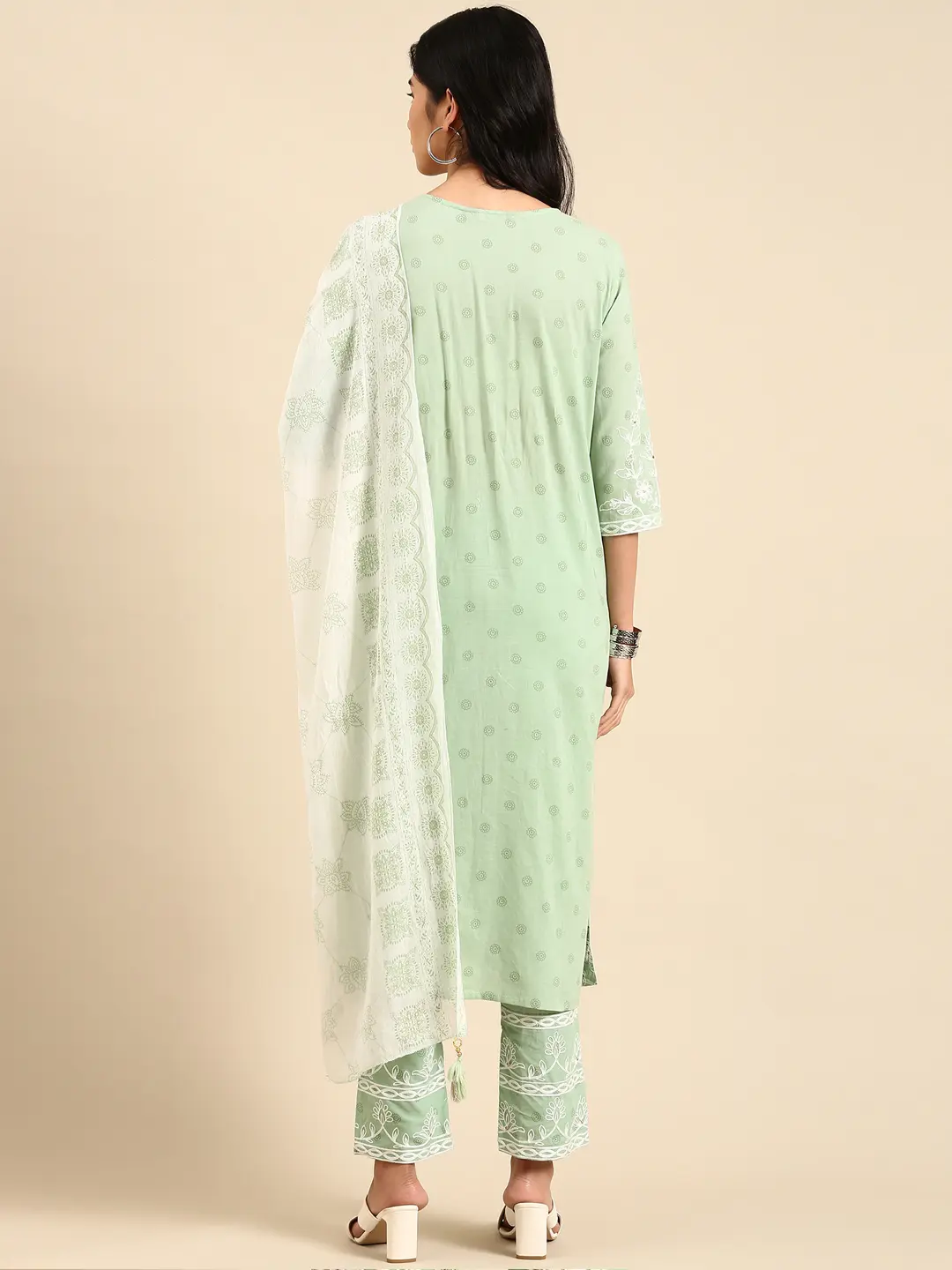 SHOWOFF Women Green Printed Round Neck Three-Quarter Sleeves Mid Length Straight Kurta Set