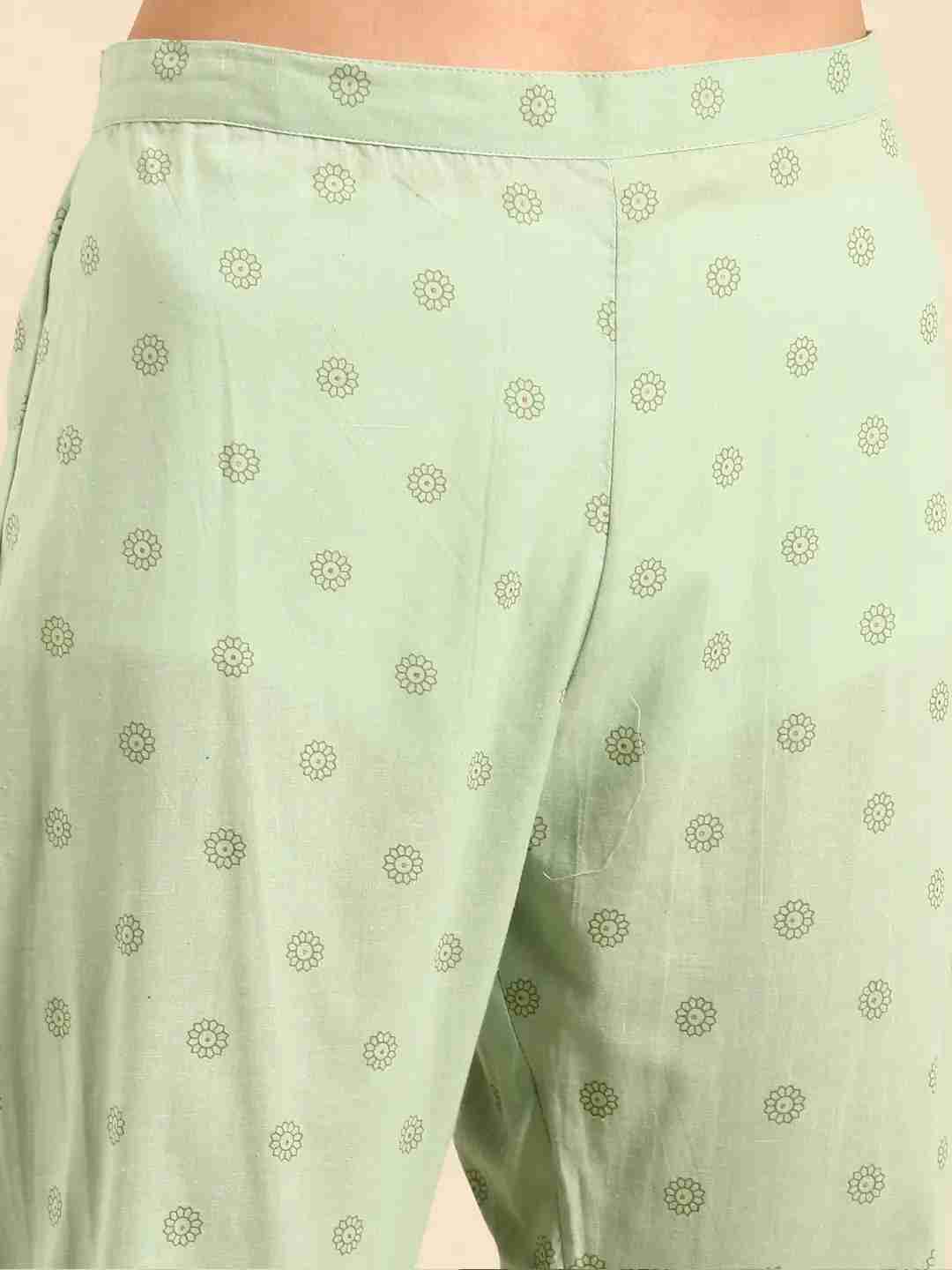 SHOWOFF Women Green Printed Round Neck Three-Quarter Sleeves Mid Length Straight Kurta Set
