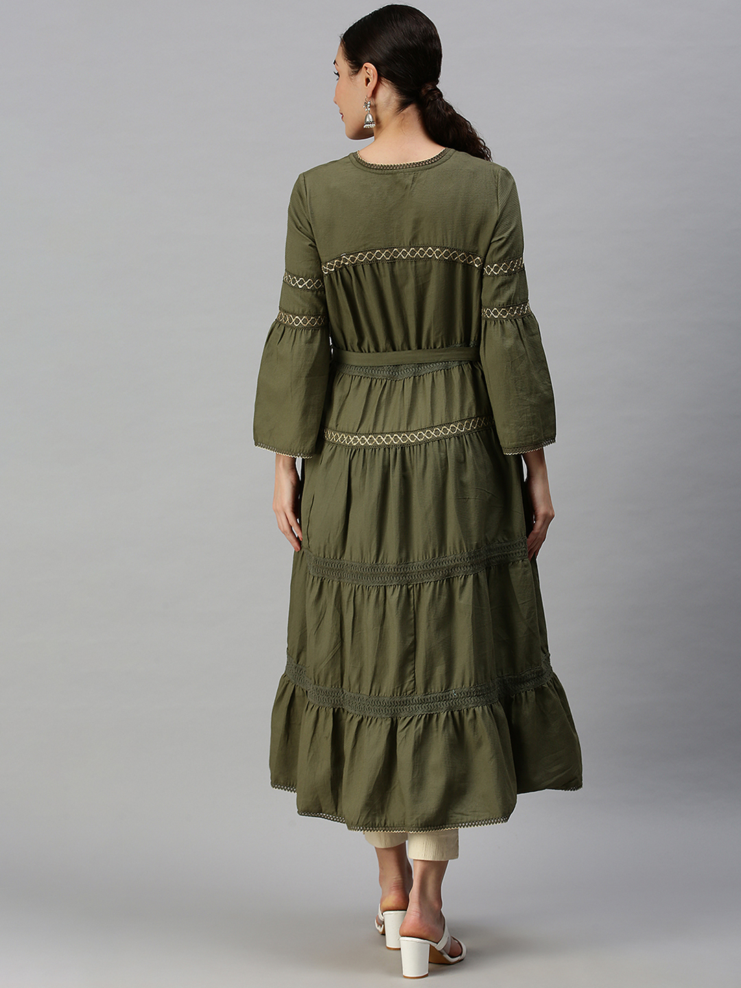 SHOWOFF Women Olive Solid Square Neck Three-Quarter Sleeves Mid Length Anarkali Kurta