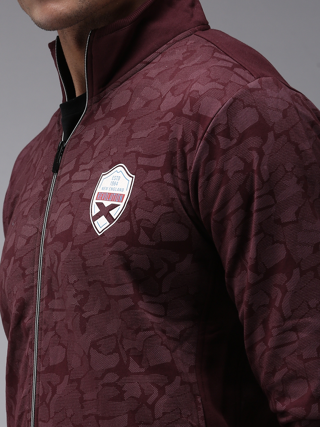 Showoff | SHOWOFF Men Burgundy Printed Mock Collar Full Sleeves Front-Open Sweatshirt 5