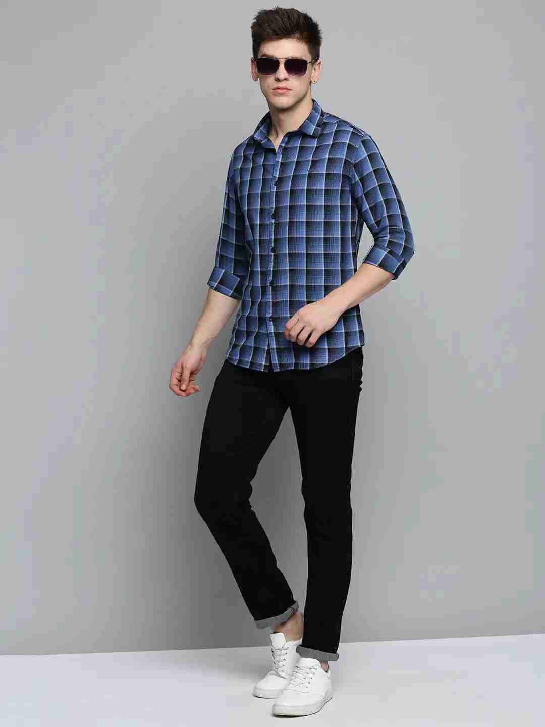 SHOWOFF Men Blue Checked Spread Collar Full Sleeves Casual Shirt