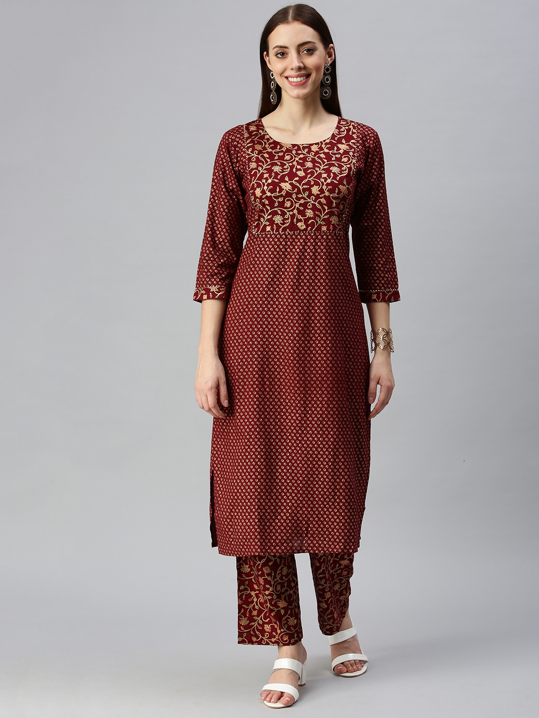 Showoff | SHOWOFF Women Maroon Floral Round Neck Three-Quarter Sleeves Mid Length Fit and Flare Kurta 1