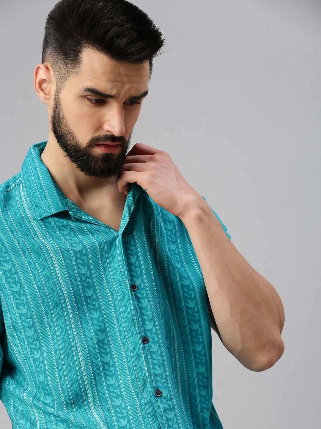 Showoff | SHOWOFF Men's Regular Sleeves Turquoise Blue Abstract Shirt 0