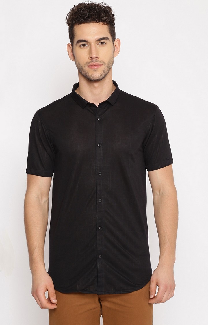 Showoff | SHOWOFF Men Black Solid Classic Collar Short Sleeves Slim Fit Casual Shirt 0