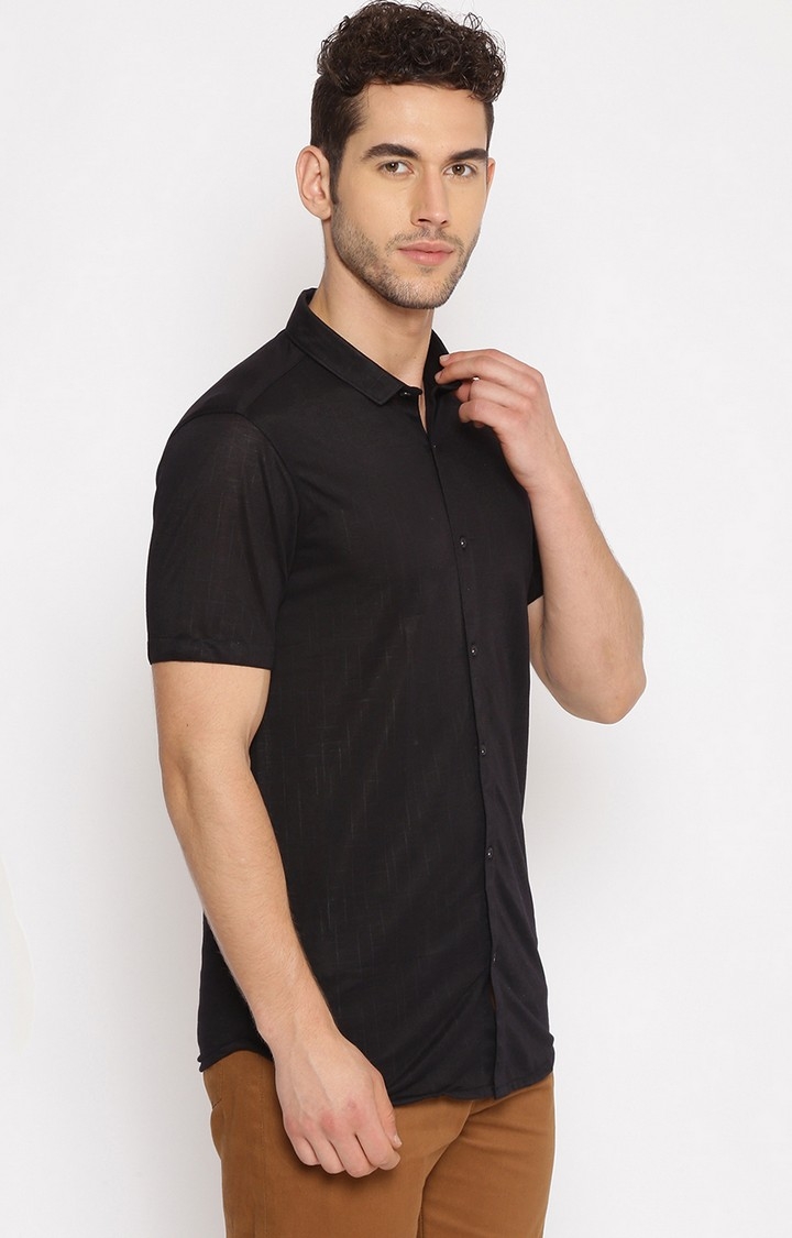 Showoff | SHOWOFF Men Black Solid Classic Collar Short Sleeves Slim Fit Casual Shirt 2