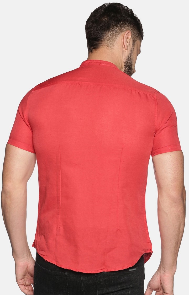 Showoff | SHOWOFF Men's Lenin Casual Red Solid Slim Fit Shirt 2