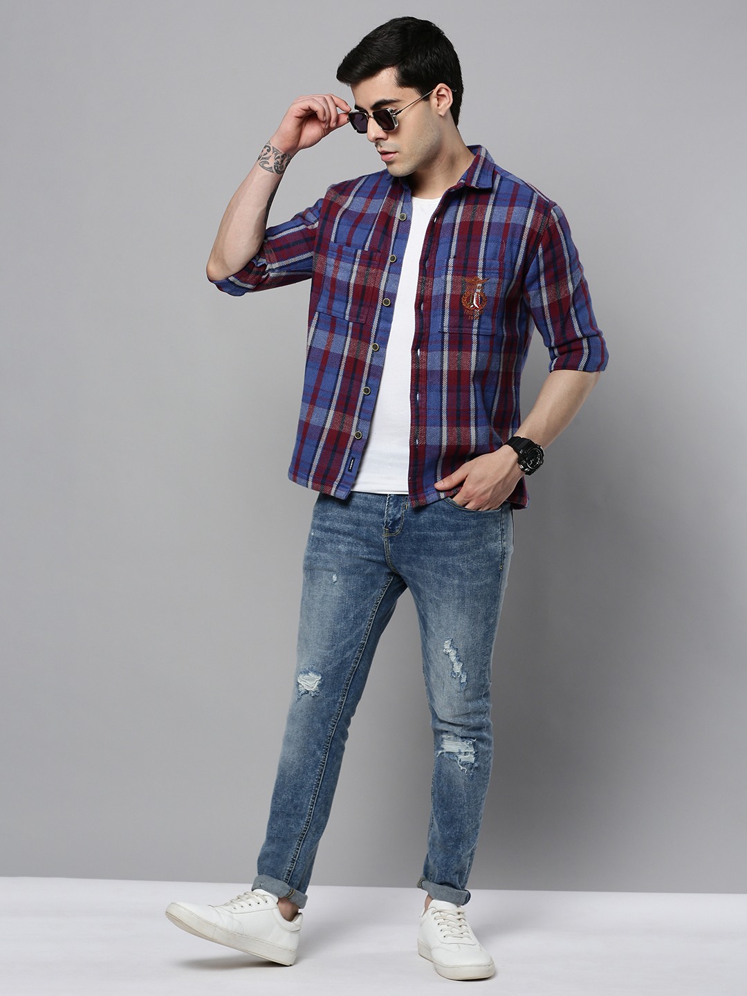 SHOWOFF Men Blue Checked Classic Collar Full Sleeves Comfort Fit Casual Shirt