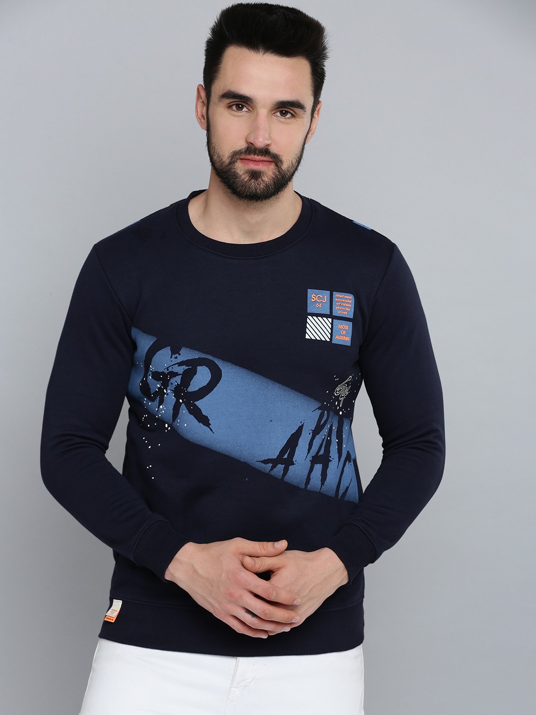 SHOWOFF Men Navy Blue Solid Round Neck Full Sleeves Pullover Sweatshirt