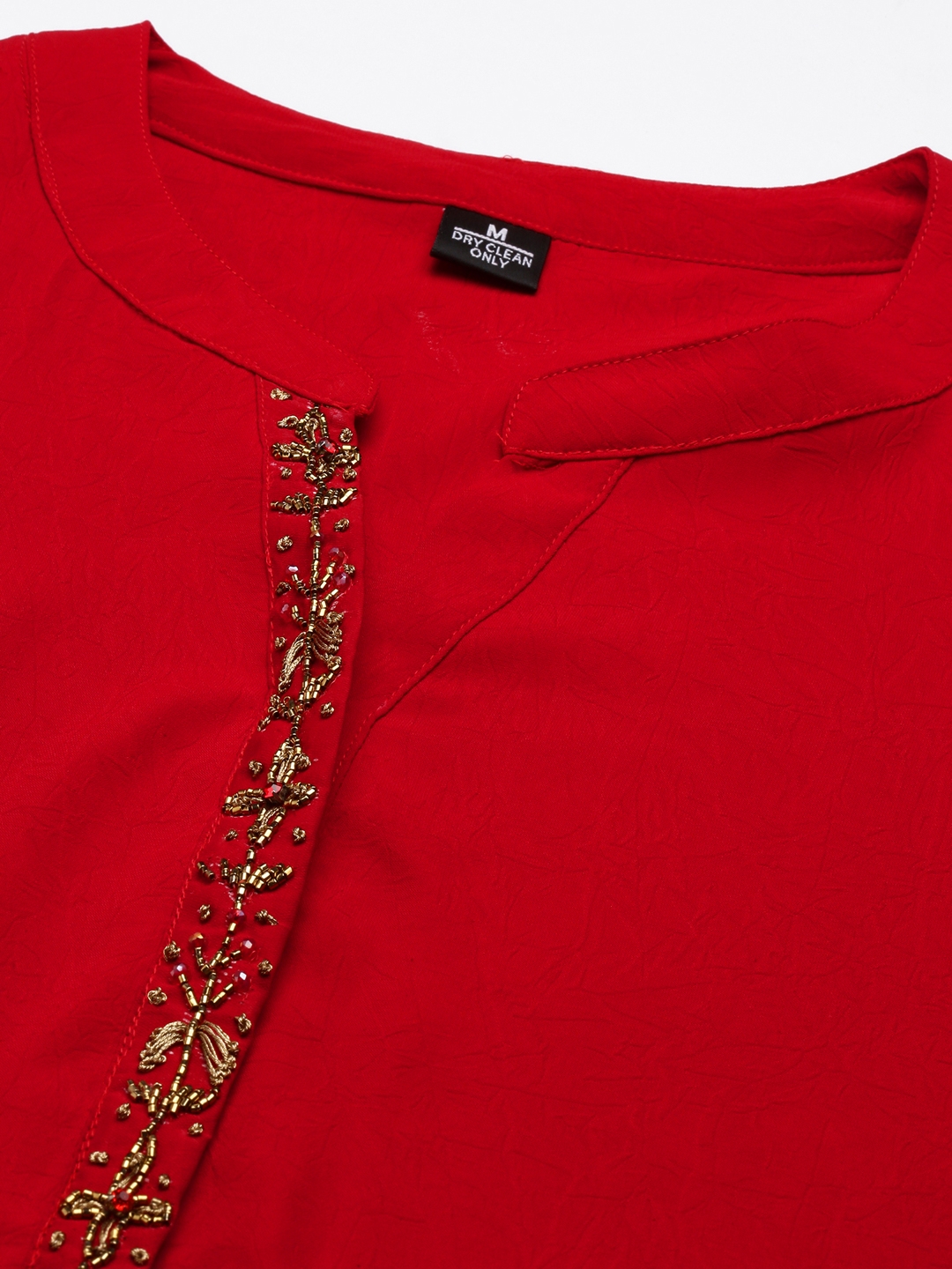 Showoff | SHOWOFF Women Red Solid Mandarin Collar Three-Quarter Sleeves Mid Length Straight Kurta 1