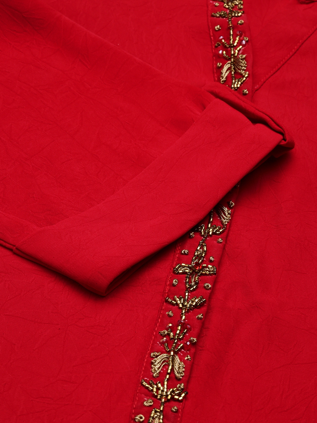 Showoff | SHOWOFF Women Red Solid Mandarin Collar Three-Quarter Sleeves Mid Length Straight Kurta 2