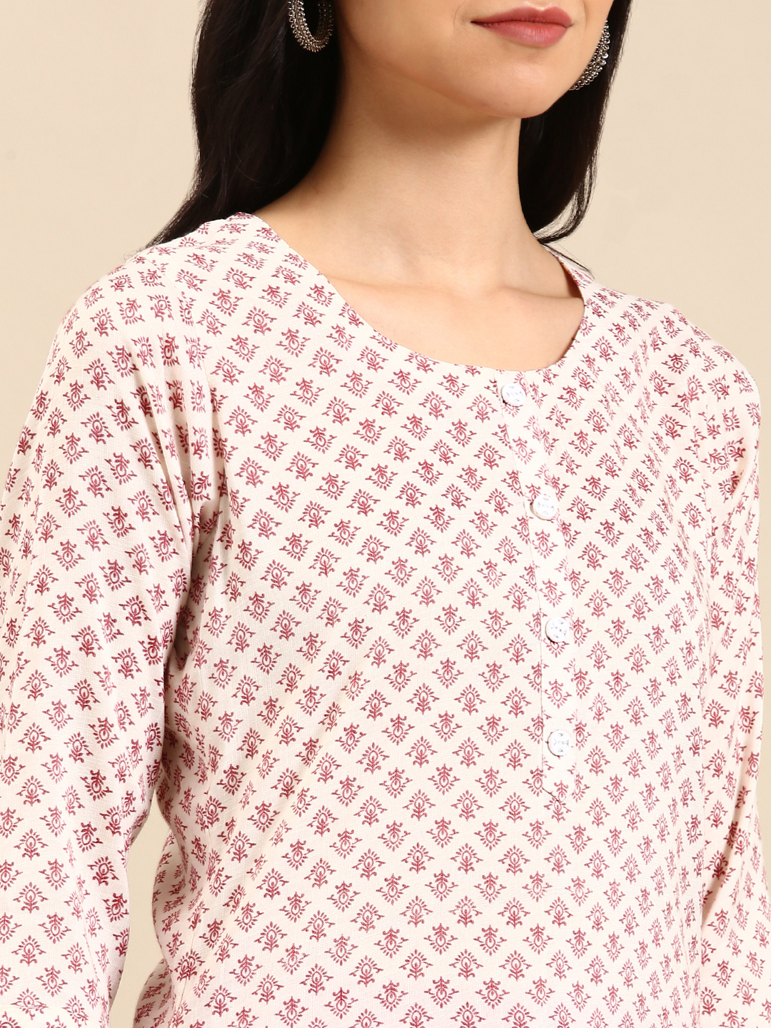 SHOWOFF Women Off White Ethnic Motifs Round Neck Three-Quarter Sleeves Mid Length Straight Kurta
