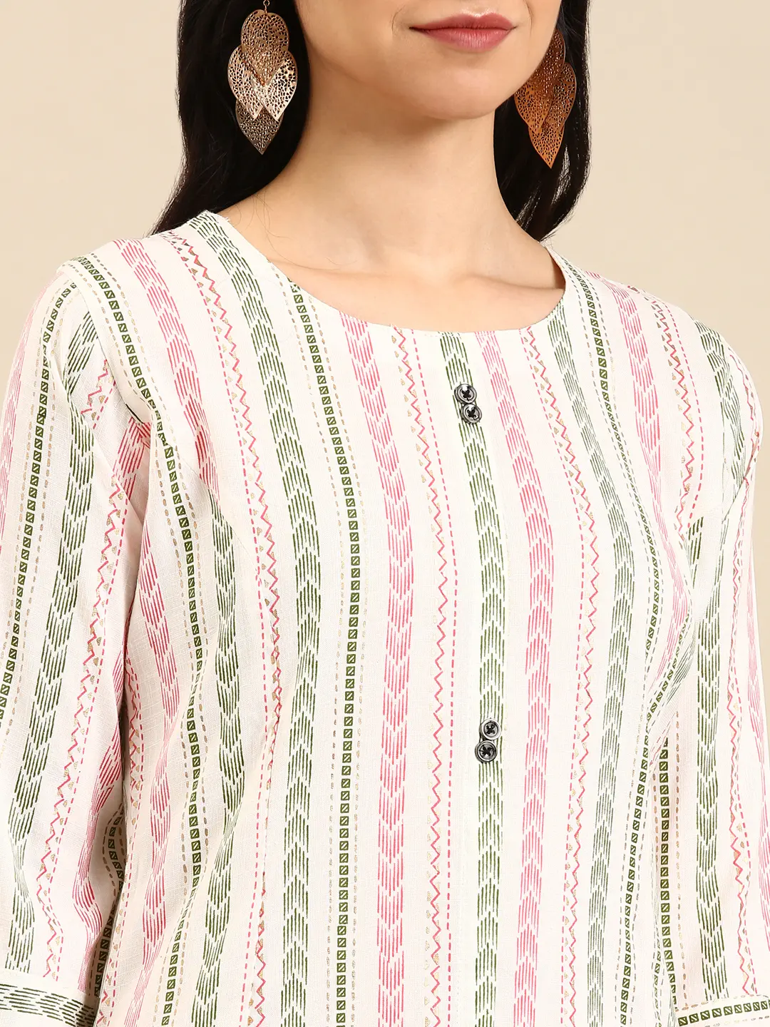 SHOWOFF Women White Woven Design Round Neck Three-Quarter Sleeves Mid Length Straight Kurta