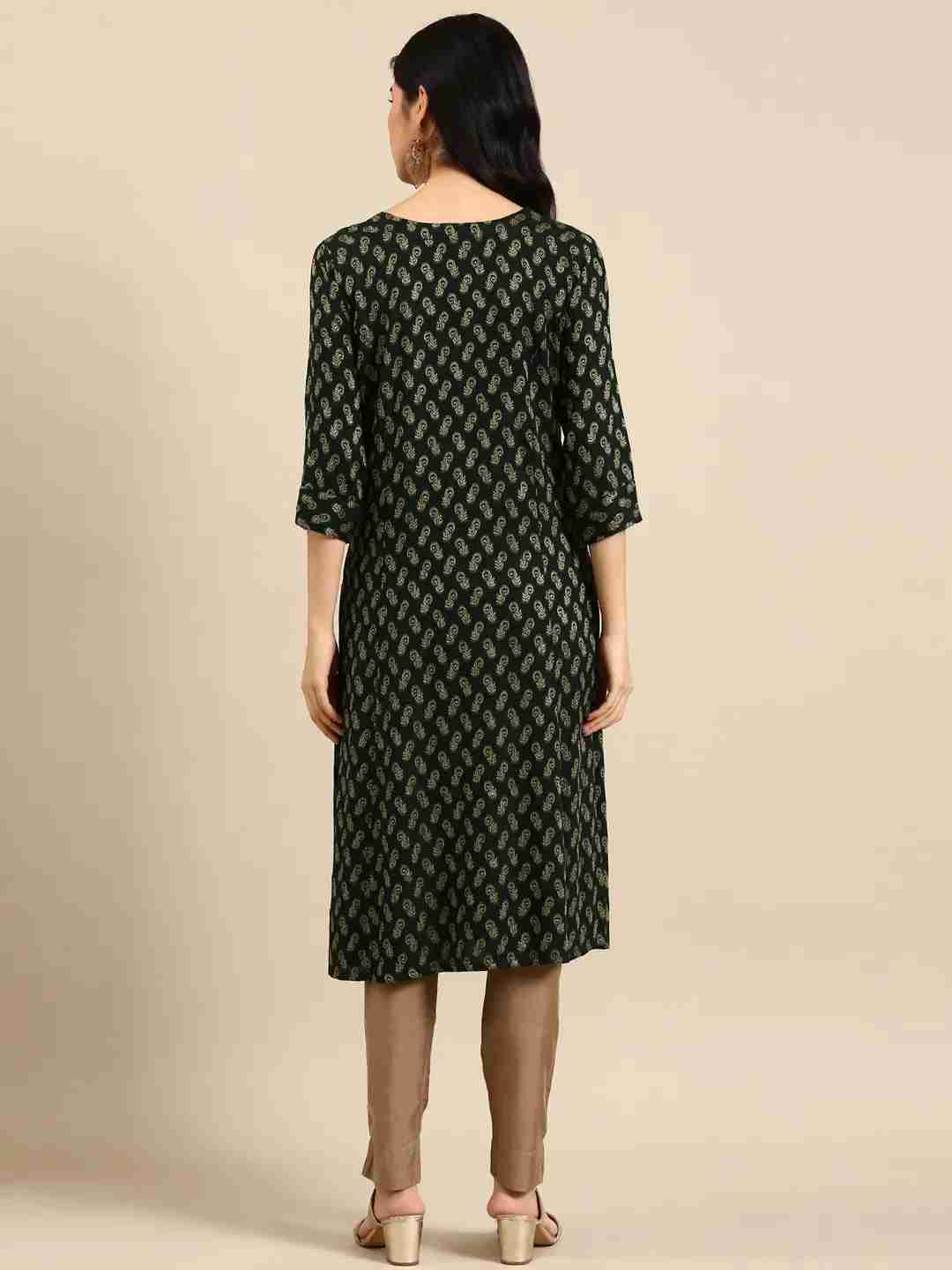 SHOWOFF Women Green Woven Design Round Neck Three-Quarter Sleeves Mid Length Straight Kurta