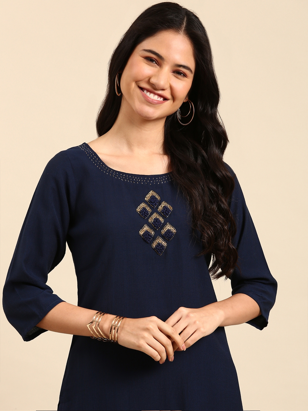 Showoff | SHOWOFF Women Navy Blue Embroidered  Scoop Neck Three-Quarter Sleeves Mid Length Straight Kurta Set 0