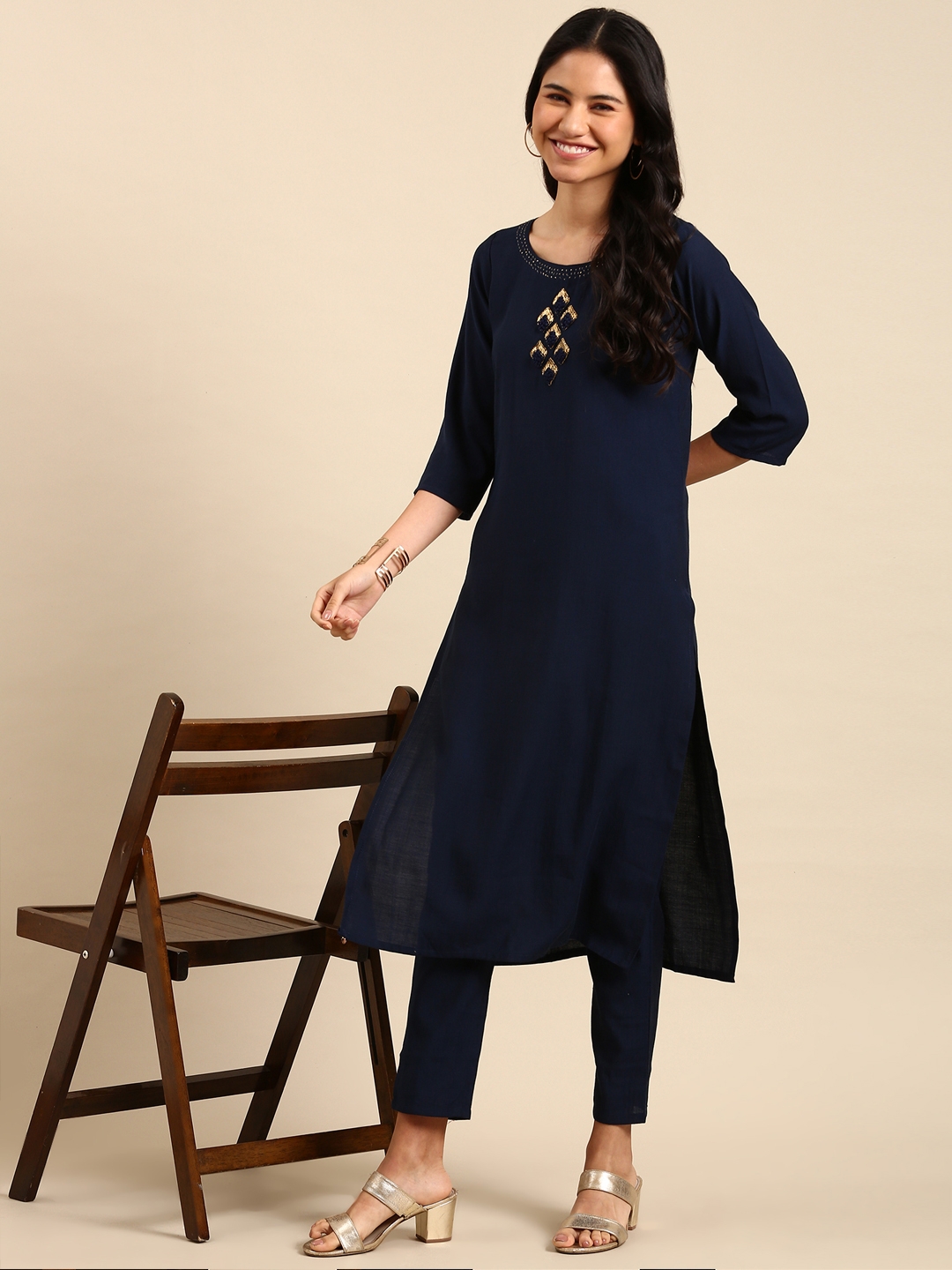 Showoff | SHOWOFF Women Navy Blue Embroidered  Scoop Neck Three-Quarter Sleeves Mid Length Straight Kurta Set 4