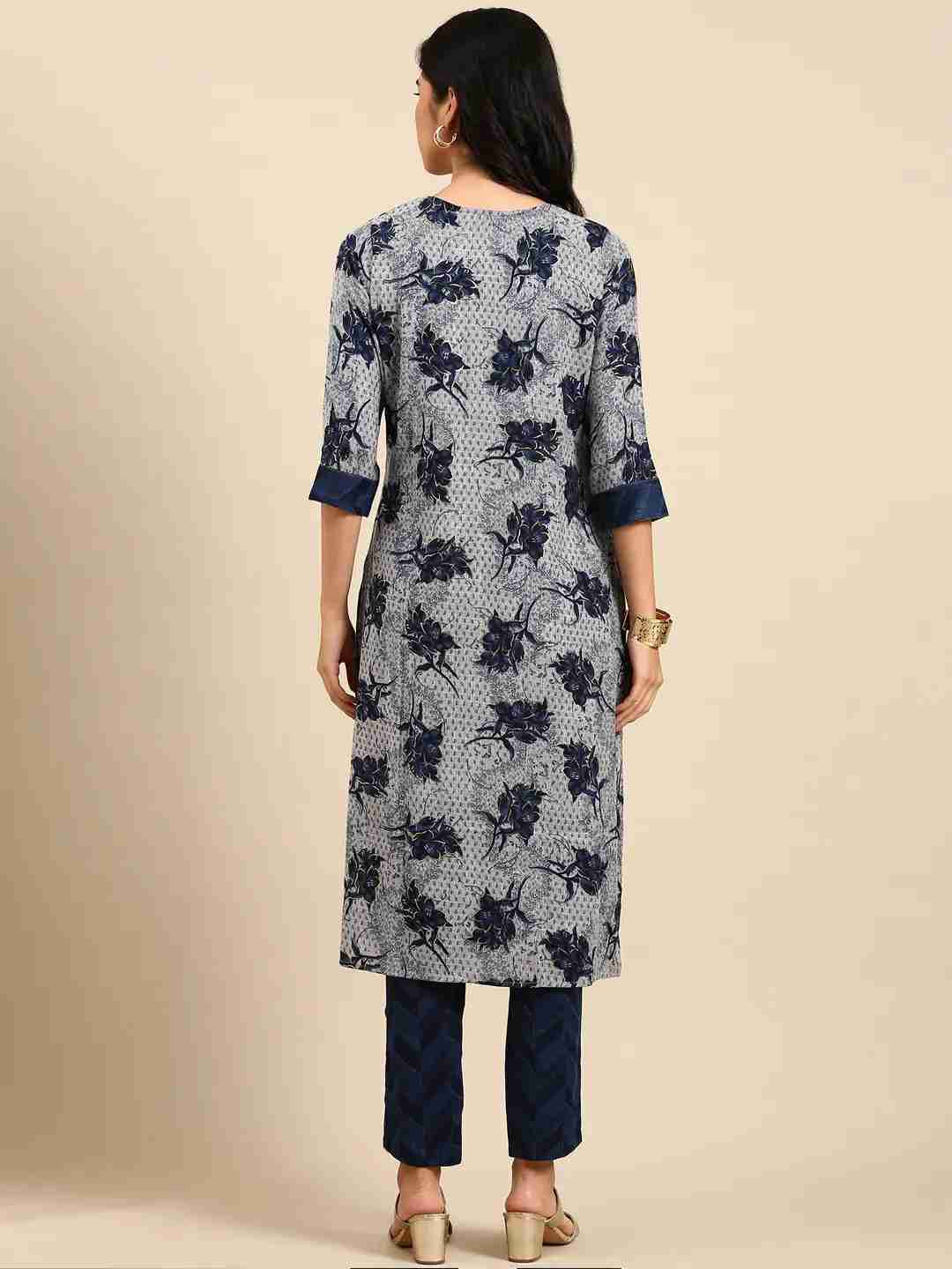 SHOWOFF Women Grey Printed Scoop Neck Three-Quarter Sleeves Mid Length Straight Kurta Set