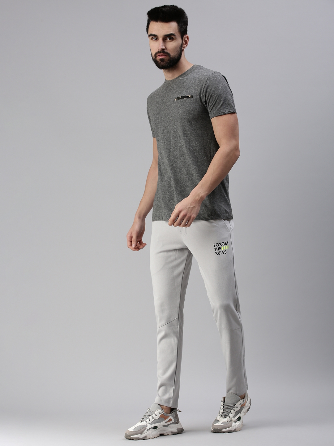 Showoff | SHOWOFF Men Grey Solid  Regular Fit Track Pant 3
