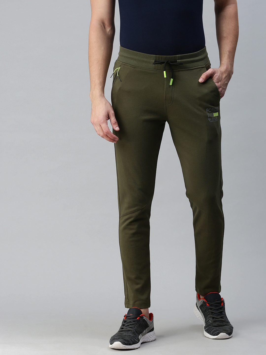 Khaki Solid Casual Cotton Trouser – Double Two