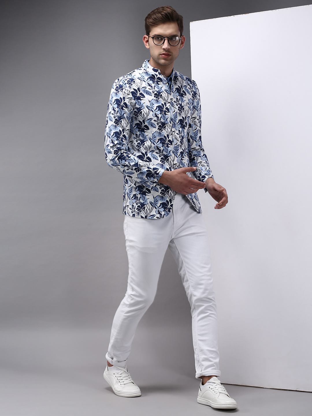 SHOWOFF Men White Printed  Mandarin Collar Full Sleeves Open Front Blazer