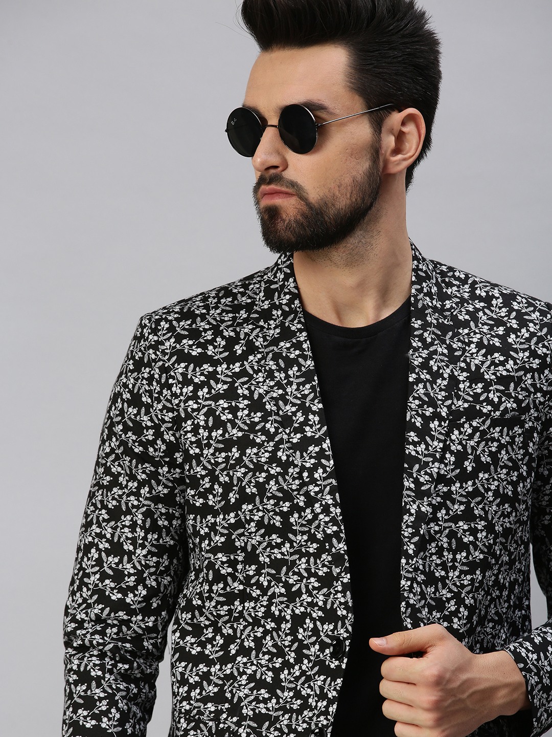 Full online black blazer