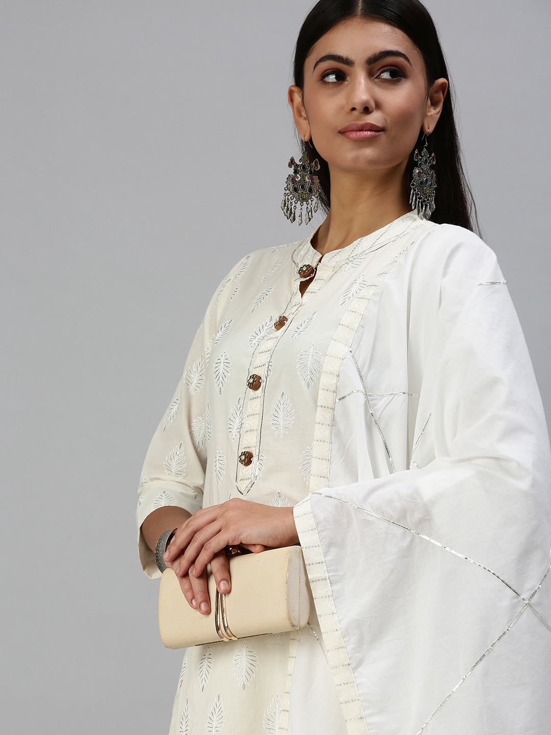Showoff | SHOWOFF Women Off White Printed Mandarin Collar Three-Quarter Sleeves Mid Length Straight Kurta Set 0