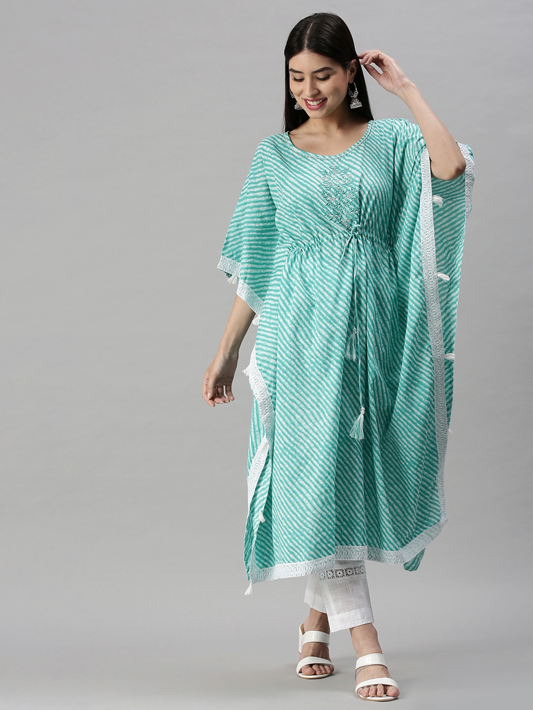 Showoff | SHOWOFF Women Turquoise Blue Printed Round Neck Short Sleeves Mid Length Kaftan Kurta Set 1