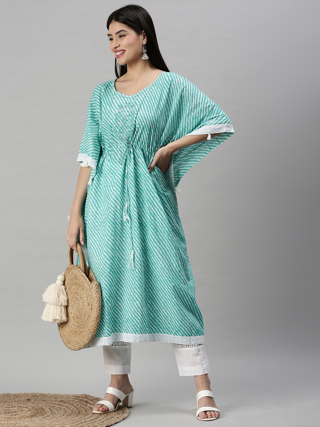 Showoff | SHOWOFF Women Turquoise Blue Printed Round Neck Short Sleeves Mid Length Kaftan Kurta Set 4