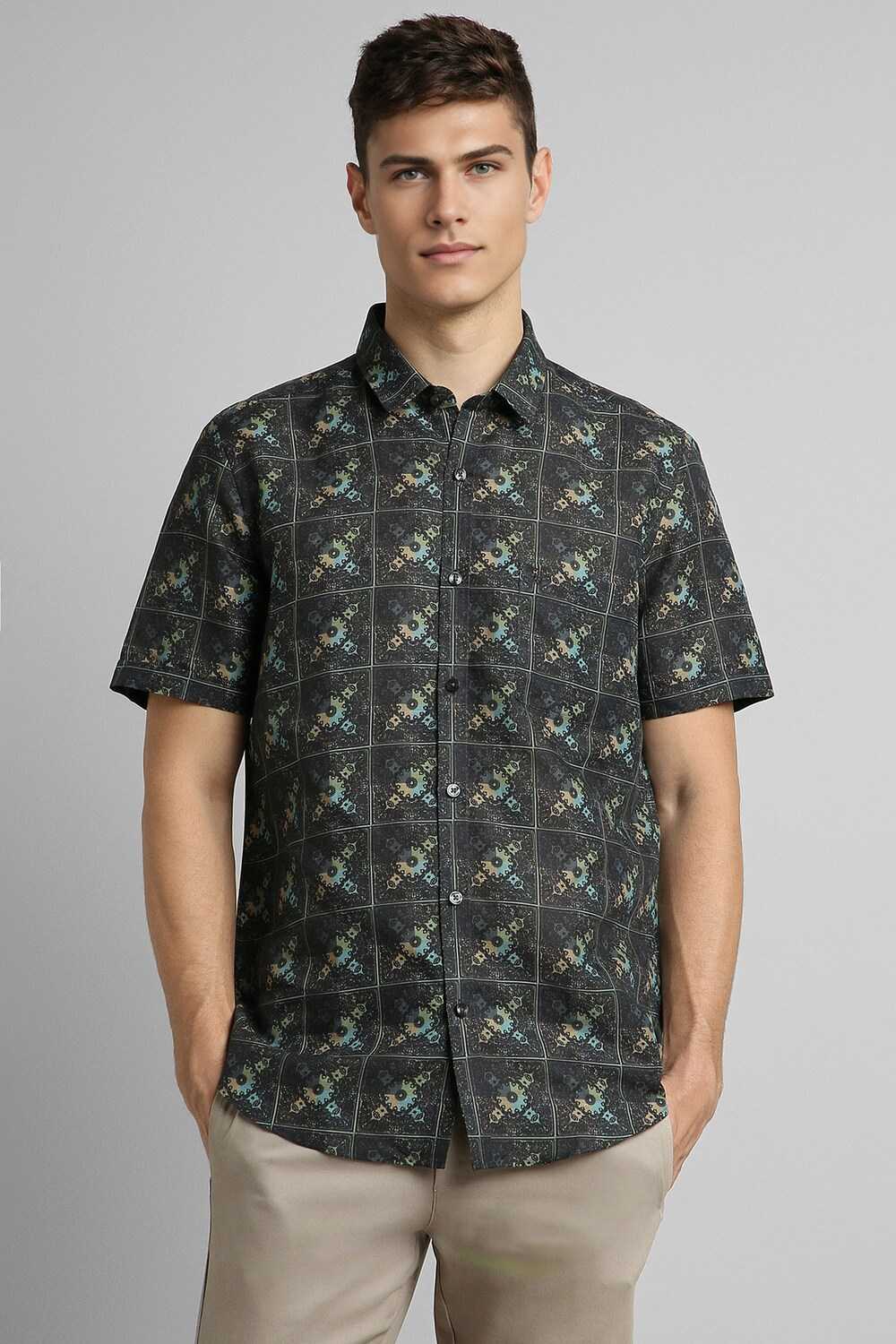 Simon Carter Black Shirt