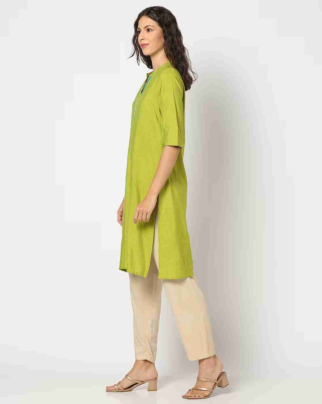 SIYAHI | Women Woven Straight Kurta with Embroidered Placket|1