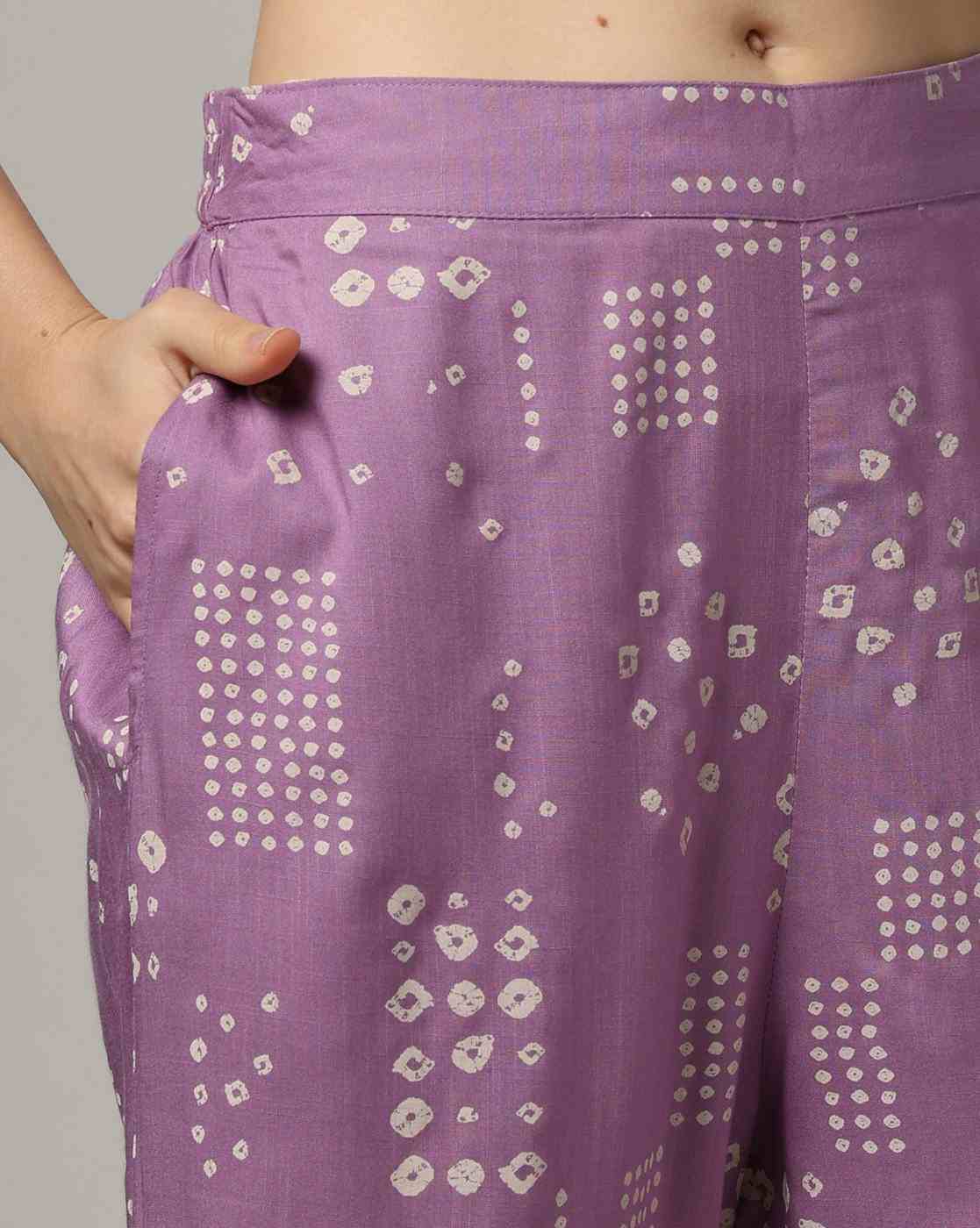 SIYAHI | Women Bandhani Print Straight Kurta & Pants Set|4